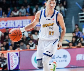 差距很大！广厦11次抢断&amp;山西仅1次 失误广厦5-16山西